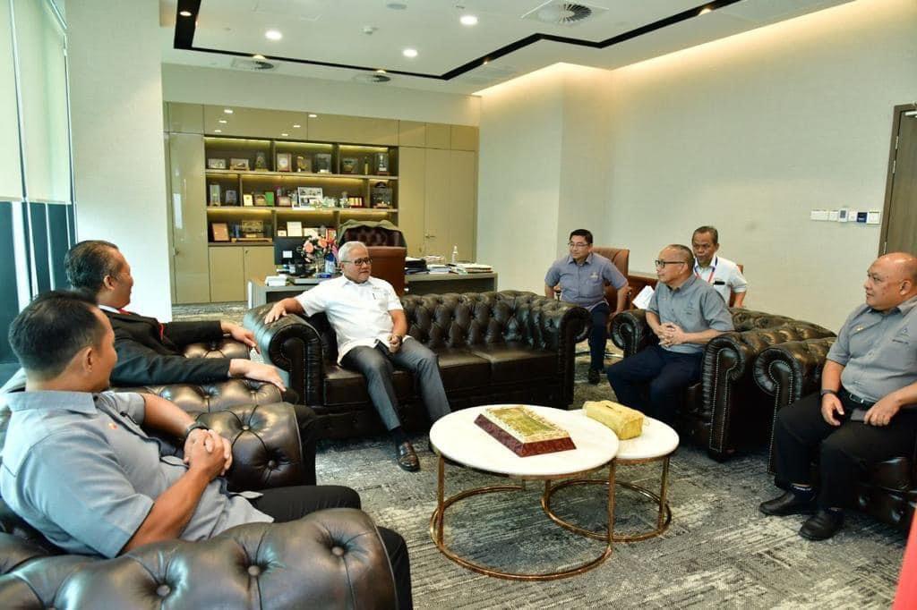 Kunjungan Hormat Ke Majlis Bandaraya Johor Bahru