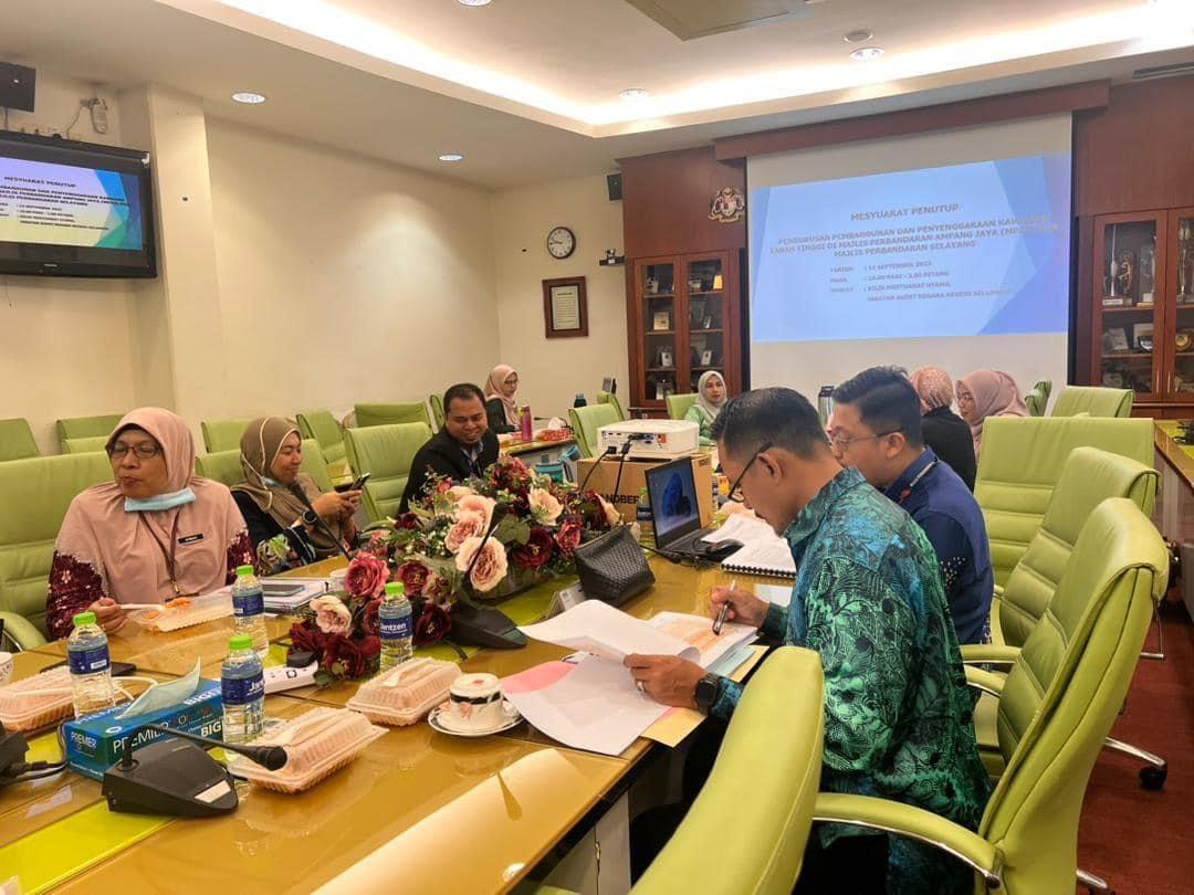 Mesyuarat Penutup Pengauditan Pengurusan Pembangunan dan Penyenggaraan Kawasan Tanah Tinggi