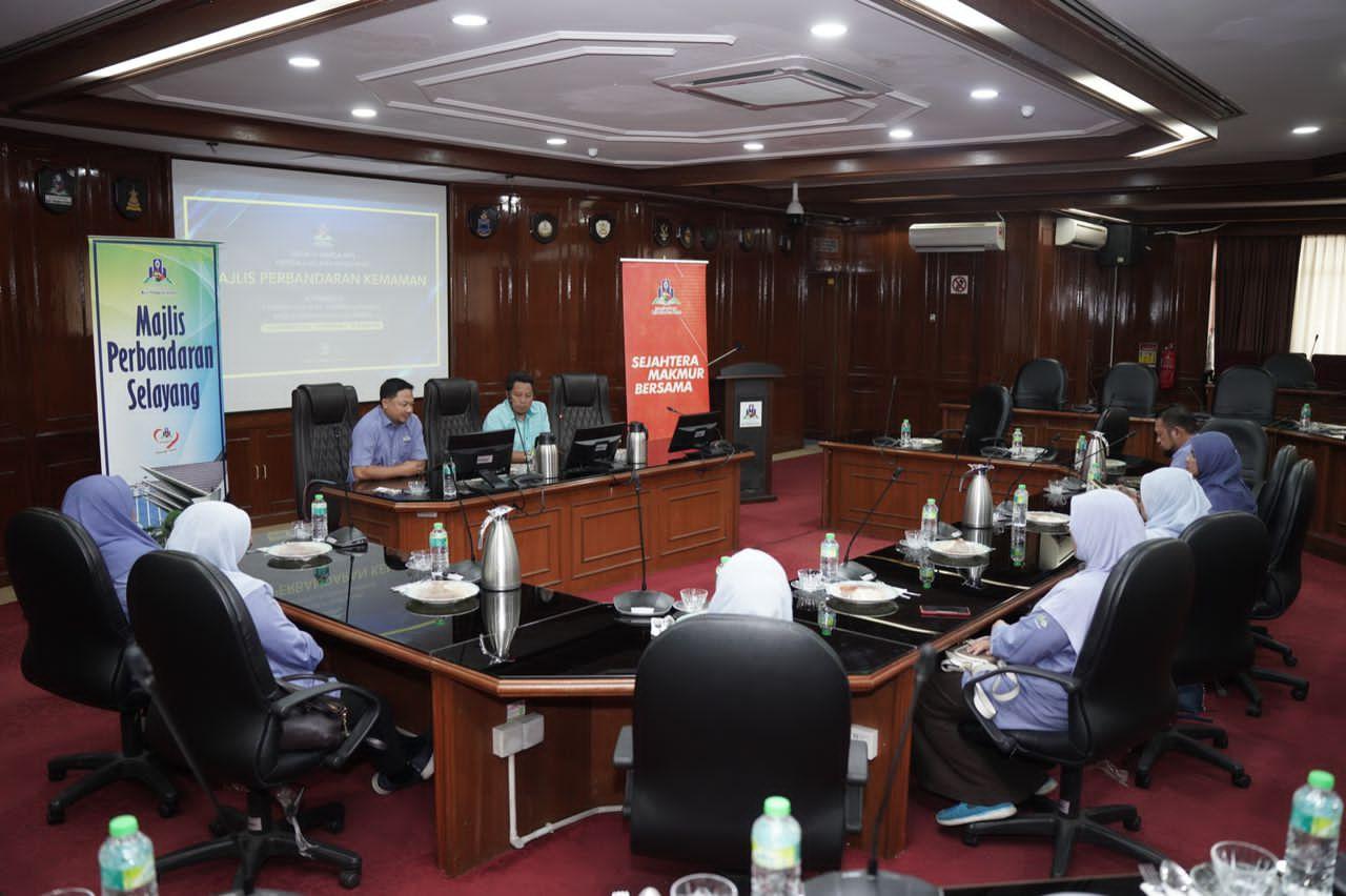 Lawatan Kerja Jabatan Landskap Majlis Perbandaran Kemaman (MPK)