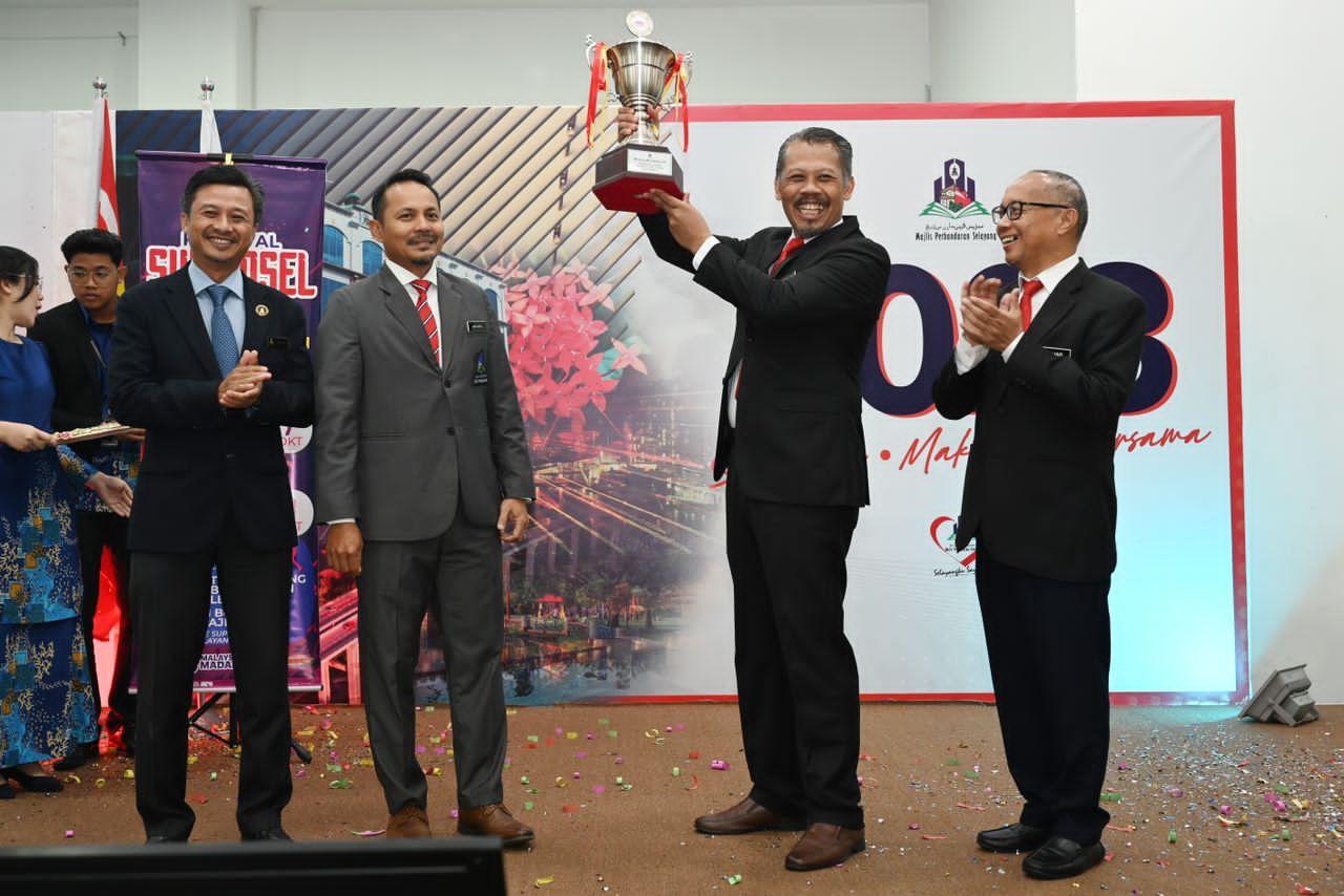 Pelancaran Portal MY-ESIM Dan Karnival Sukan Komuniti Selayang (SUKOMSEL)