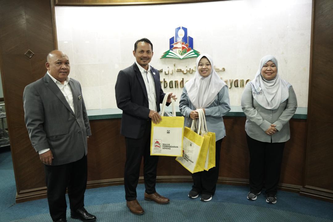 Lawatan Penandaarasan Ekosistem Sektor Awam (EKSA)