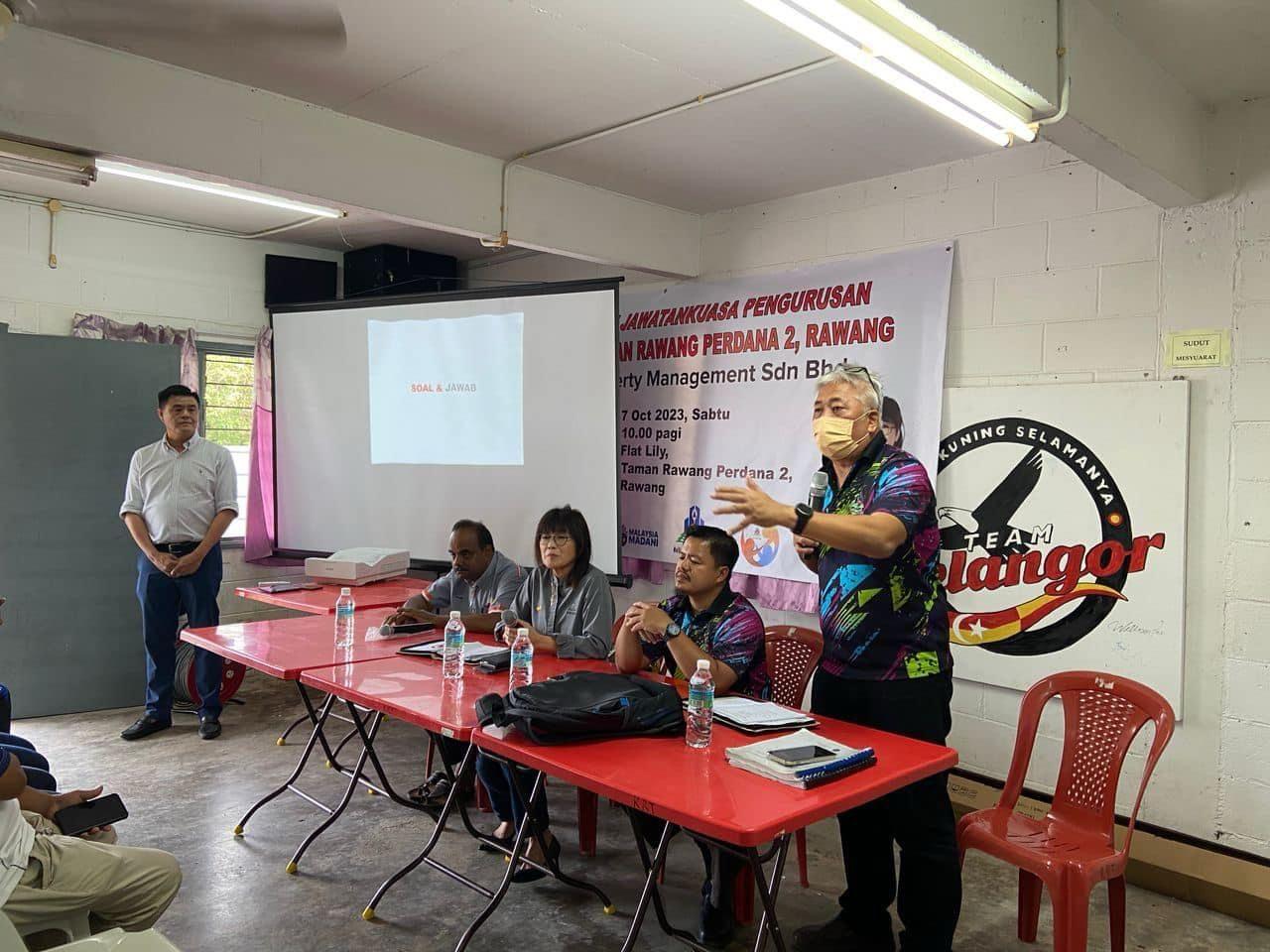 Sesi Penerangan Di Pangsapuri Lily, Taman Rawang Perdana 2