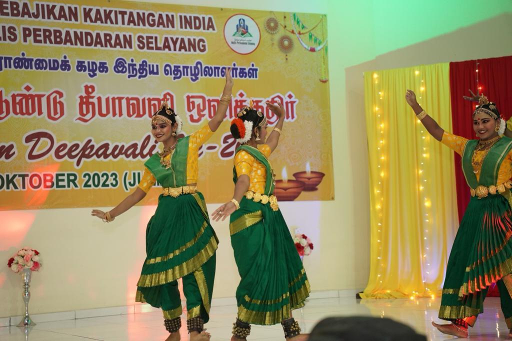 Majlis Sinaran Deepavali 2023