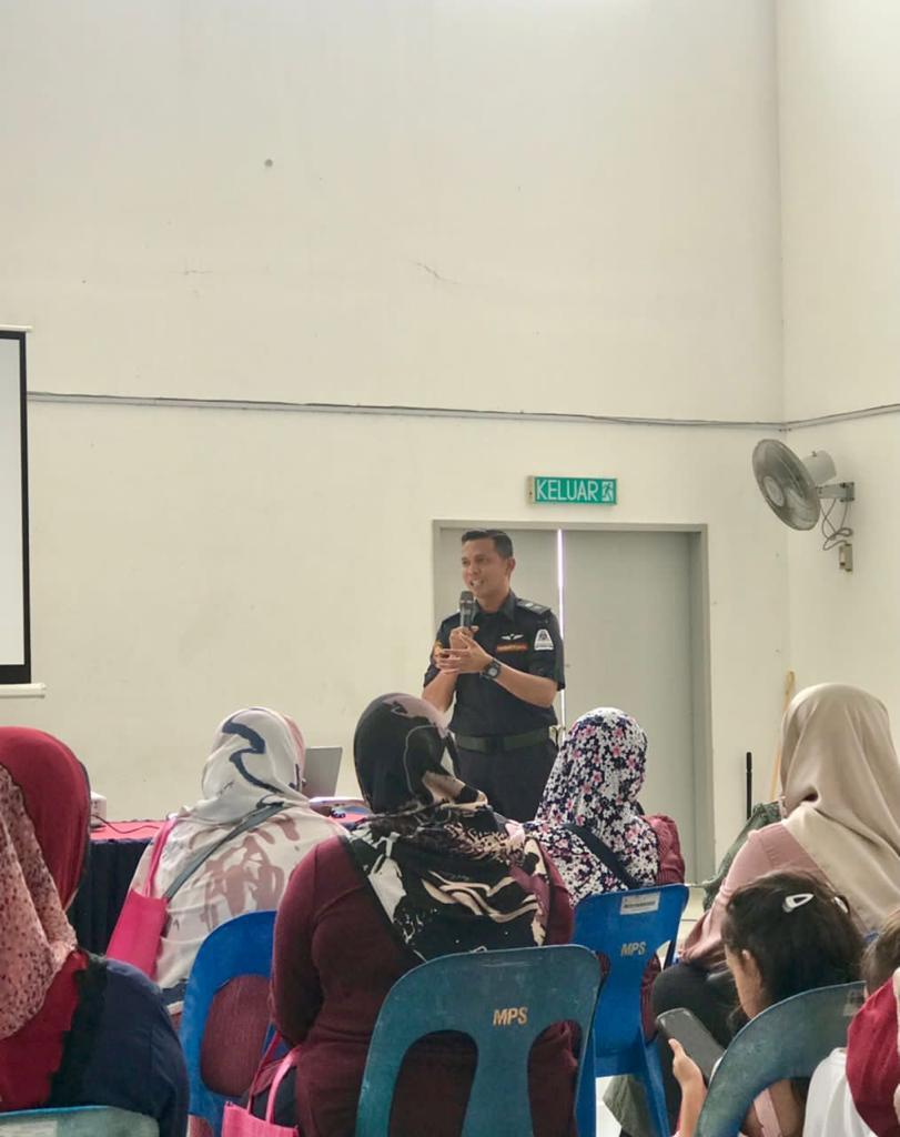 Taklimat Peniaga Tapak Segi Tiga Medan Puteri, Bandar Tasik Puteri