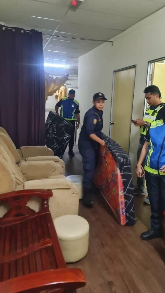 Pemilik Premis Perniagaan Dikenakan Tindakan Sitaan