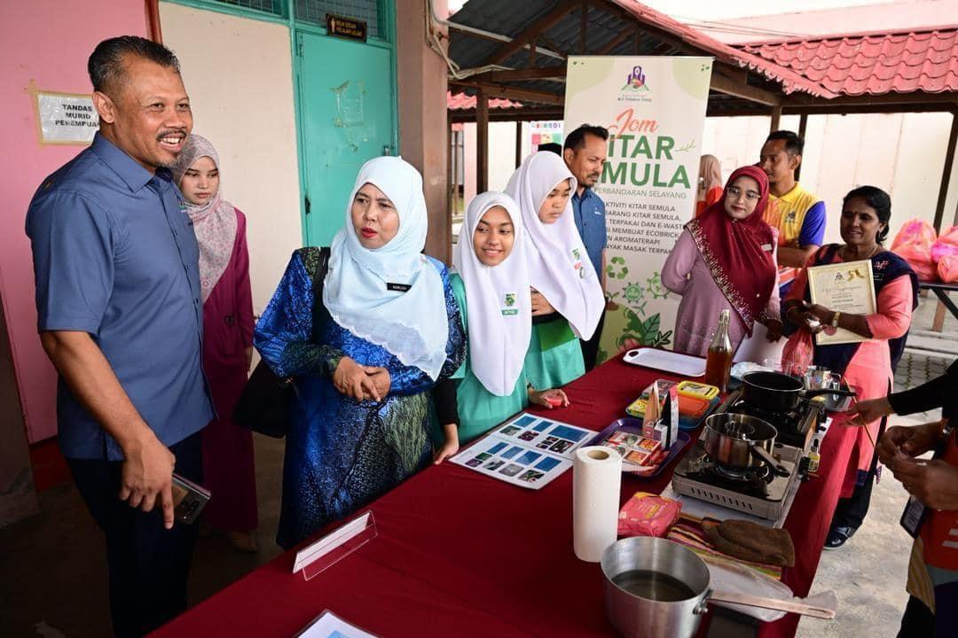 Majlis Penyampaian Hadiah Program Bank Kitar Semula Peringkat Sekolah Tahun 2023