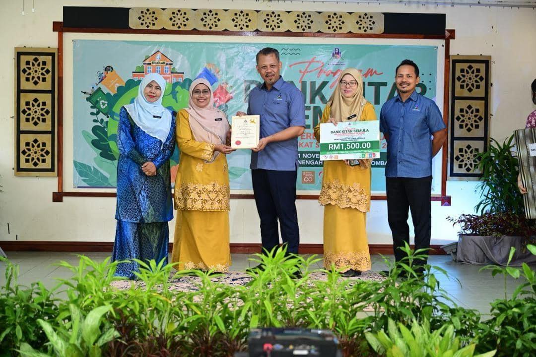 Majlis Penyampaian Hadiah Program Bank Kitar Semula Peringkat Sekolah Tahun 2023